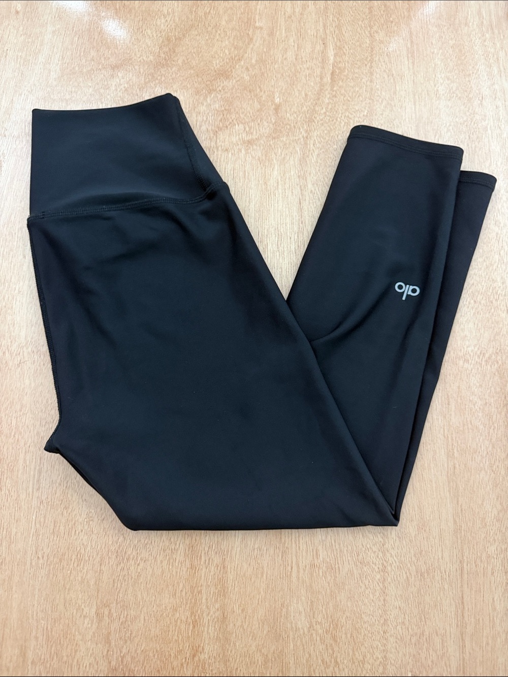 Alo Yoga Airlift High-Waist 21” Capri Leggings Black Women’s Medium - Picture 10 of 10